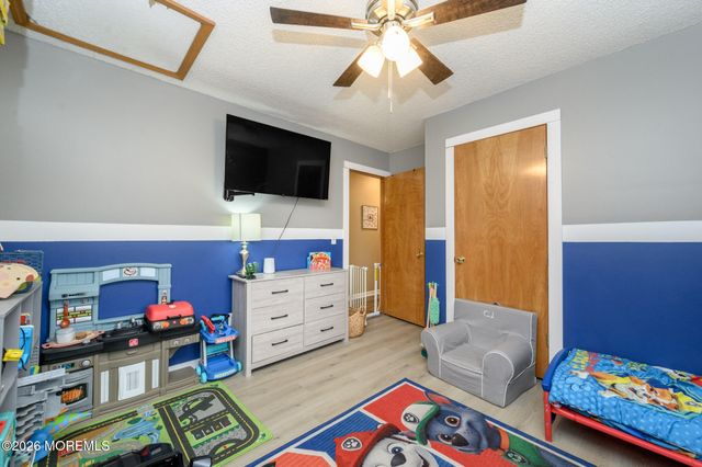 141 Grand Central Parkway, Bayville, NJ 08721