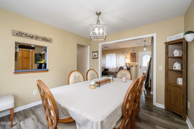 141 Grand Central Parkway, Bayville, NJ 08721