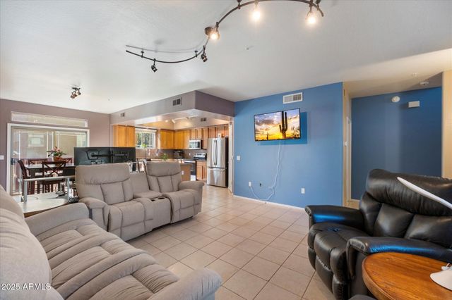 3250 W GREENWAY Road 151, Phoenix, AZ 85053