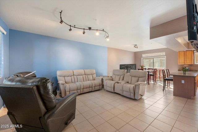 3250 W GREENWAY Road 151, Phoenix, AZ 85053