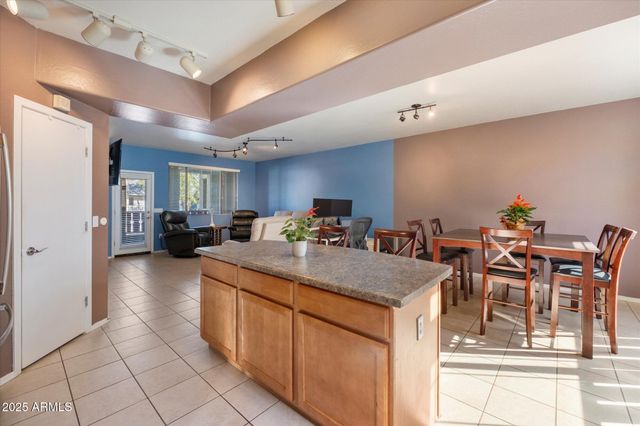 3250 W GREENWAY Road 151, Phoenix, AZ 85053