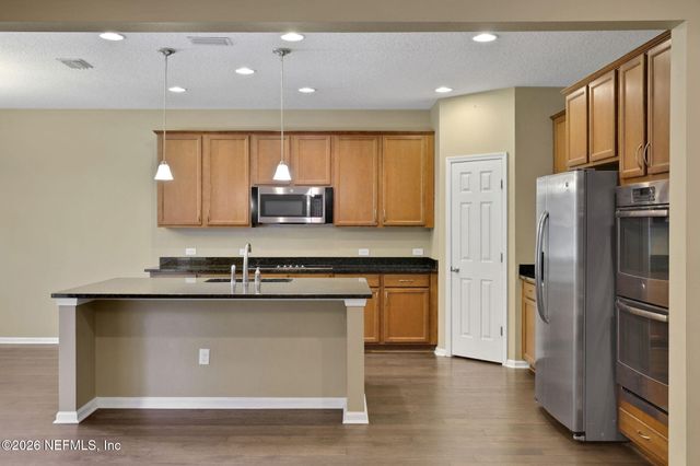 16777 OAK PRESERVE Drive, Jacksonville, FL 32226
