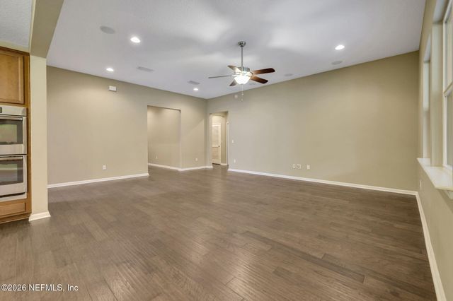 16777 OAK PRESERVE Drive, Jacksonville, FL 32226