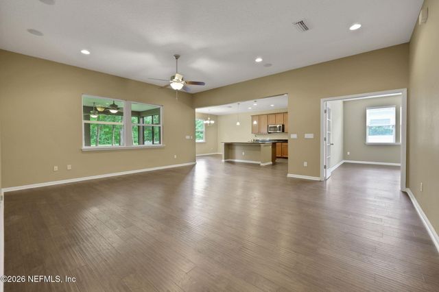 16777 OAK PRESERVE Drive, Jacksonville, FL 32226