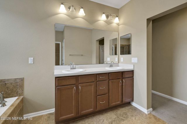 16777 OAK PRESERVE Drive, Jacksonville, FL 32226