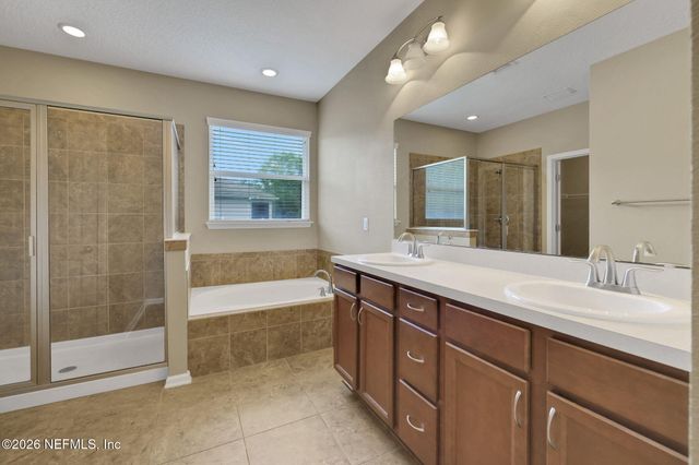 16777 OAK PRESERVE Drive, Jacksonville, FL 32226