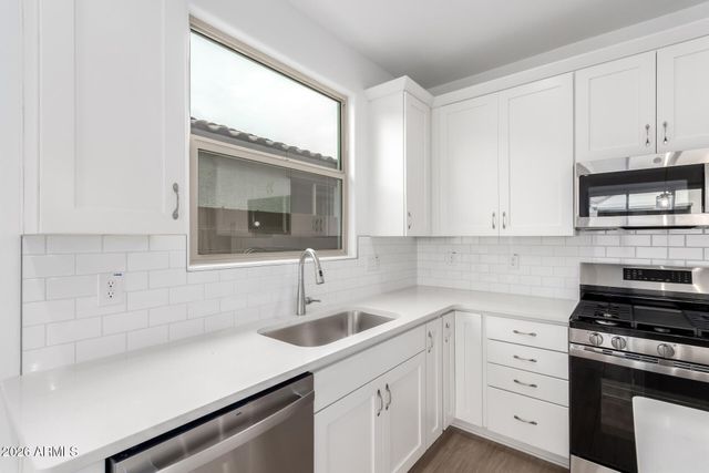 5416 W ROYAL PALM Road, Glendale, AZ 85302