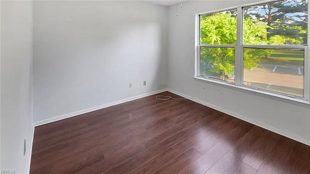 12758 Saint James Pl Apt D, Newport News, VA 23602