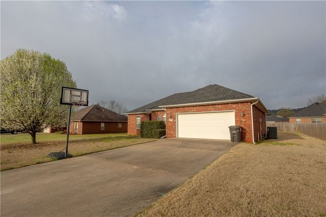 107 Salmon Lane, Russellville, AR 72802