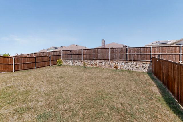 11609 Silver Queen Drive, Aubrey, TX 76227