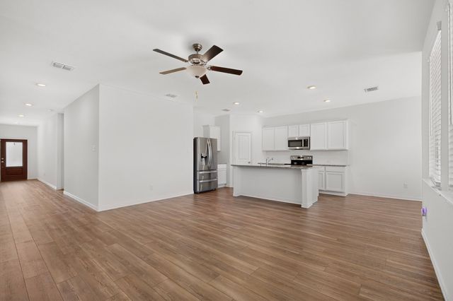 11609 Silver Queen Drive, Aubrey, TX 76227