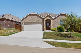 11609 Silver Queen Drive, Aubrey, TX 76227