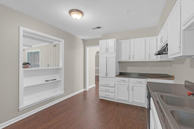 6128 RAINTREE DR, Memphis, TN 38115