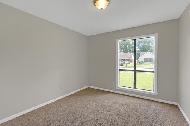 6128 RAINTREE DR, Memphis, TN 38115