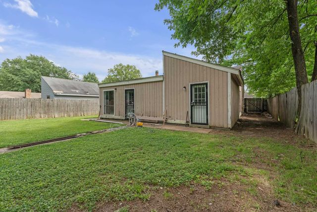 6128 RAINTREE DR, Memphis, TN 38115