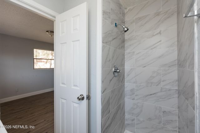 1185 W 20TH Street, Jacksonville, FL 32209