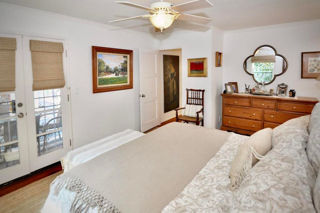 529 Fern Glen, La Jolla, CA 92037