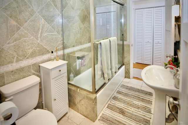 529 Fern Glen, La Jolla, CA 92037