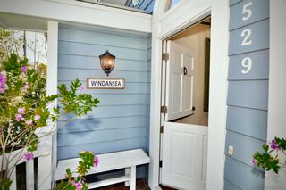 529 Fern Glen, La Jolla, CA 92037
