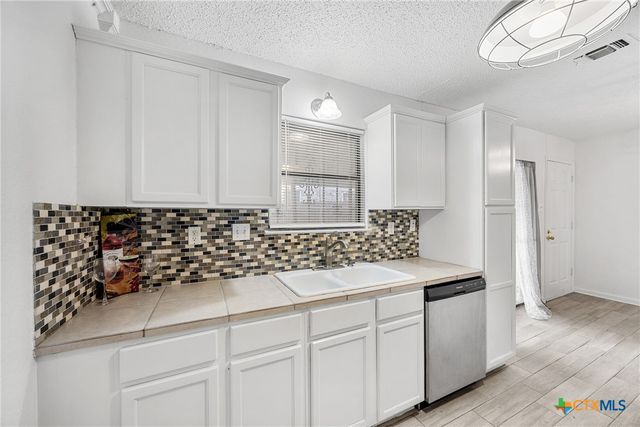 2616 Hidden Valley Drive, Killeen, TX 76543