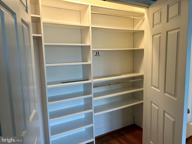 4416 LINGAN RD NW, Washington, DC 20007