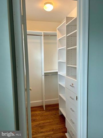 4416 LINGAN RD NW, Washington, DC 20007