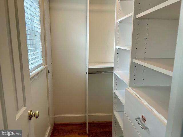 4416 LINGAN RD NW, Washington, DC 20007