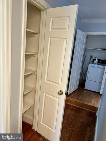 4416 LINGAN RD NW, Washington, DC 20007