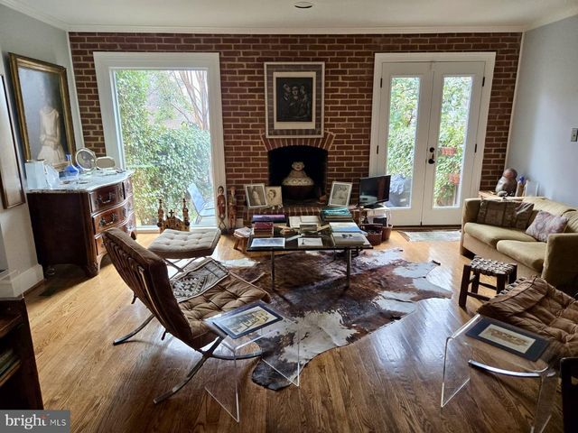 4416 LINGAN RD NW, Washington, DC 20007