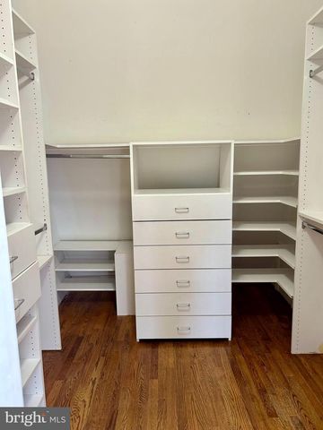 4416 LINGAN RD NW, Washington, DC 20007