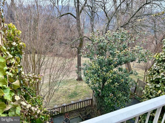 4416 LINGAN RD NW, Washington, DC 20007