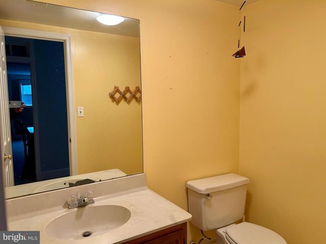 4416 LINGAN RD NW, Washington, DC 20007