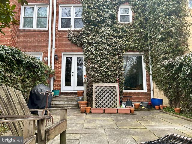 4416 LINGAN RD NW, Washington, DC 20007