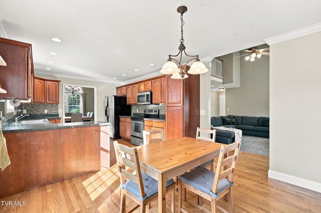 200 Carnegie Court, Kingsport, TN 37664