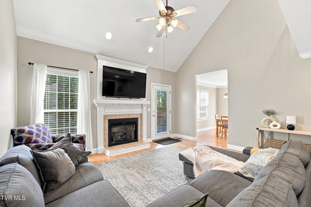 200 Carnegie Court, Kingsport, TN 37664
