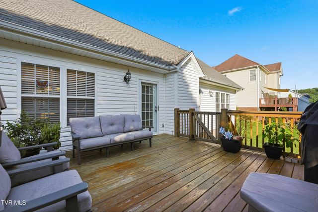 200 Carnegie Court, Kingsport, TN 37664