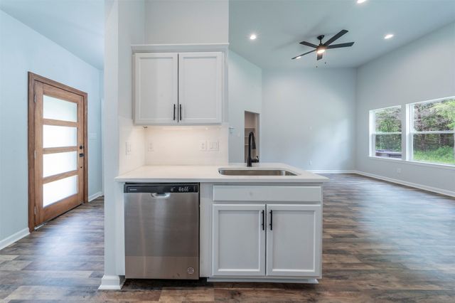 113 Nuevo Leon, Payne Springs, TX 75156