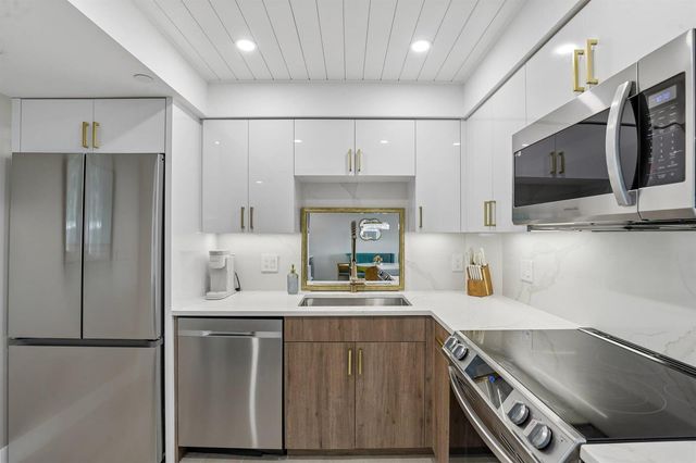 3912 S Ocean Boulevard 704, Highland Beach, FL 33487