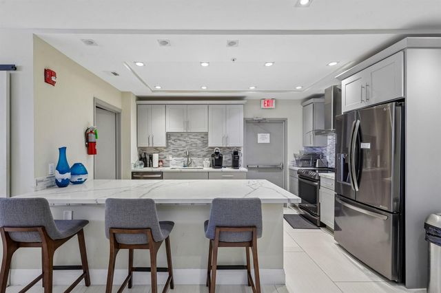 3912 S Ocean Boulevard 704, Highland Beach, FL 33487