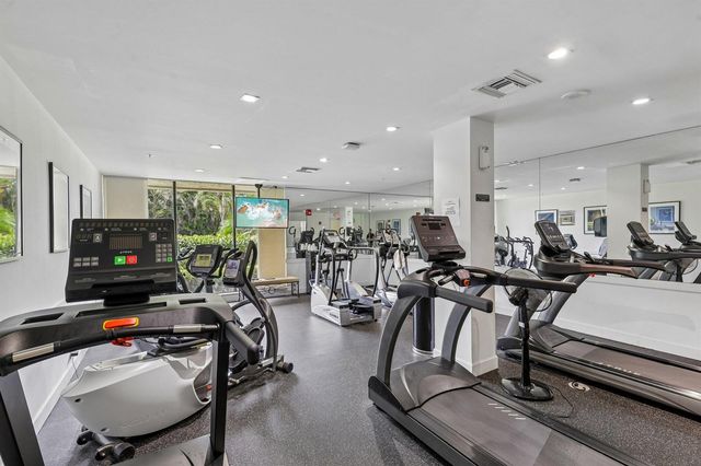3912 S Ocean Boulevard 704, Highland Beach, FL 33487