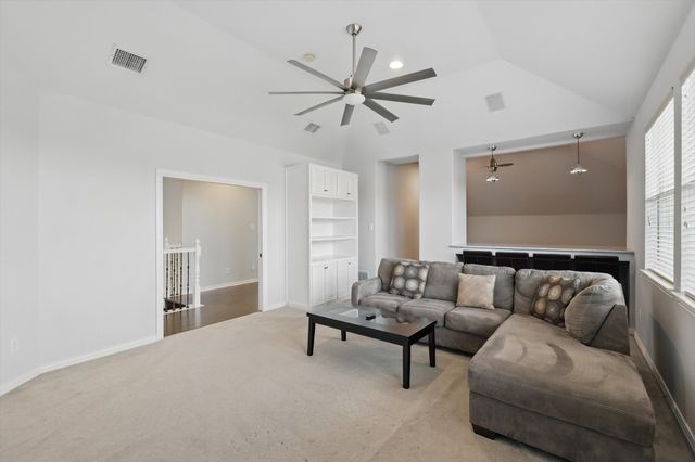 2023 Crockett Circle, Irving, TX 75038