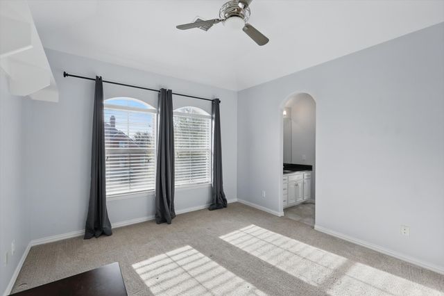 2023 Crockett Circle, Irving, TX 75038