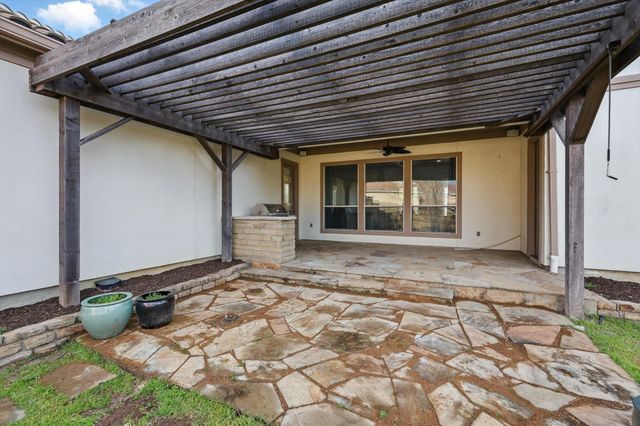 2023 Crockett Circle, Irving, TX 75038