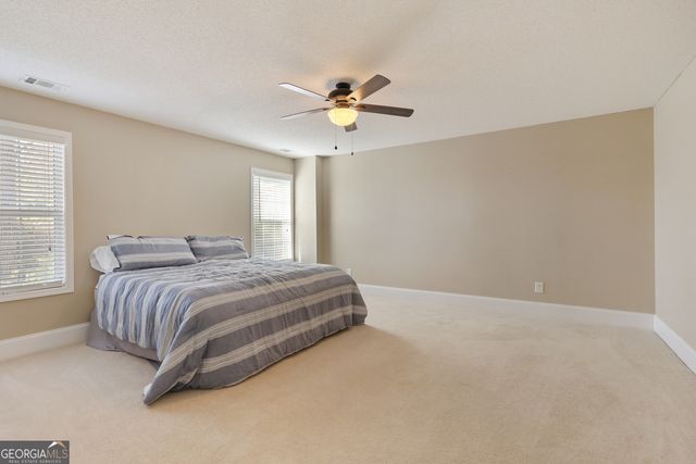 333 Royal Crest Circle, Kathleen, GA 31047