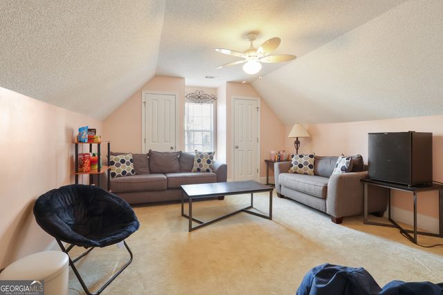 333 Royal Crest Circle, Kathleen, GA 31047