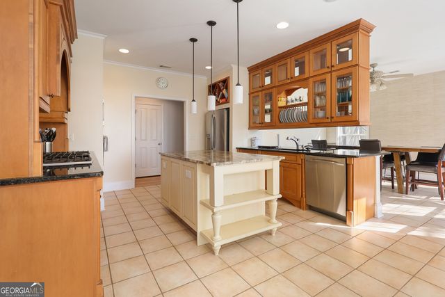 333 Royal Crest Circle, Kathleen, GA 31047