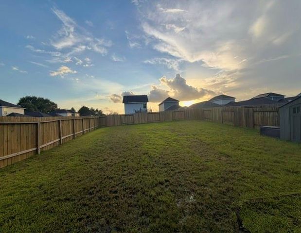 17051 Marie Village Drive, Conroe, TX 77306