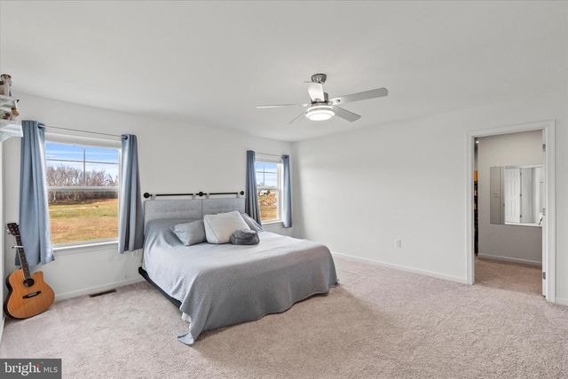 110 BERKSHIRE DR, Carlisle, PA 17015