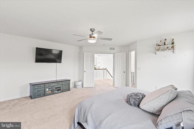 110 BERKSHIRE DR, Carlisle, PA 17015