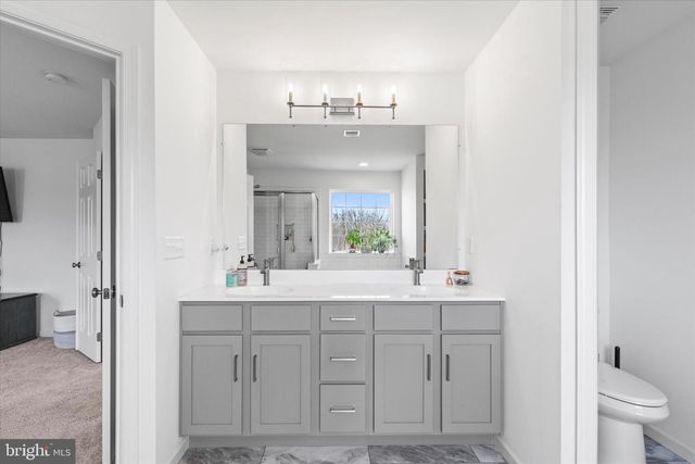 110 BERKSHIRE DR, Carlisle, PA 17015